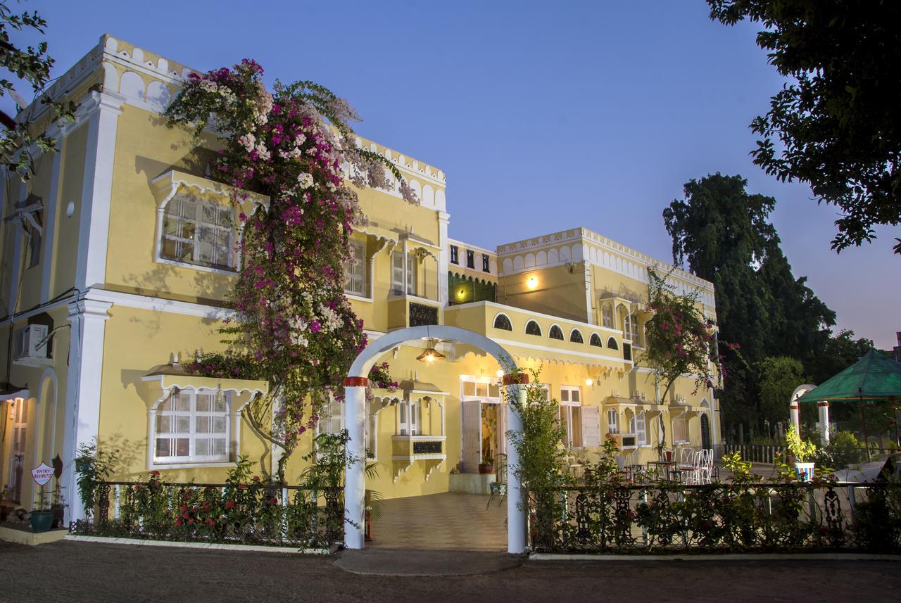 Garden Palace Heritage Homestays Vadasinor Exterior photo